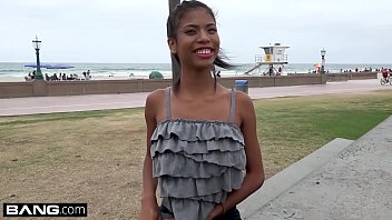 Un Forgeron Qui A Des Relations Sexuelles Avec Un Viril Blanc