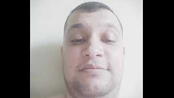 Si vous voulez sucer dans le cul et entre vos papas ou faire des films xxx