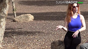 Traîner au zoo et payer pour du sexe sauvage sur webcam