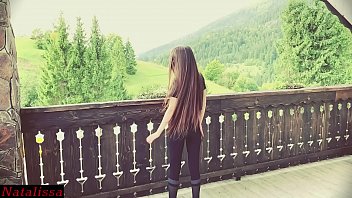 Natalissa se fait baiser par son frère en érection