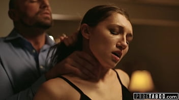 Divorcé et combiné avec un gars qui lui tire dessus sans protection